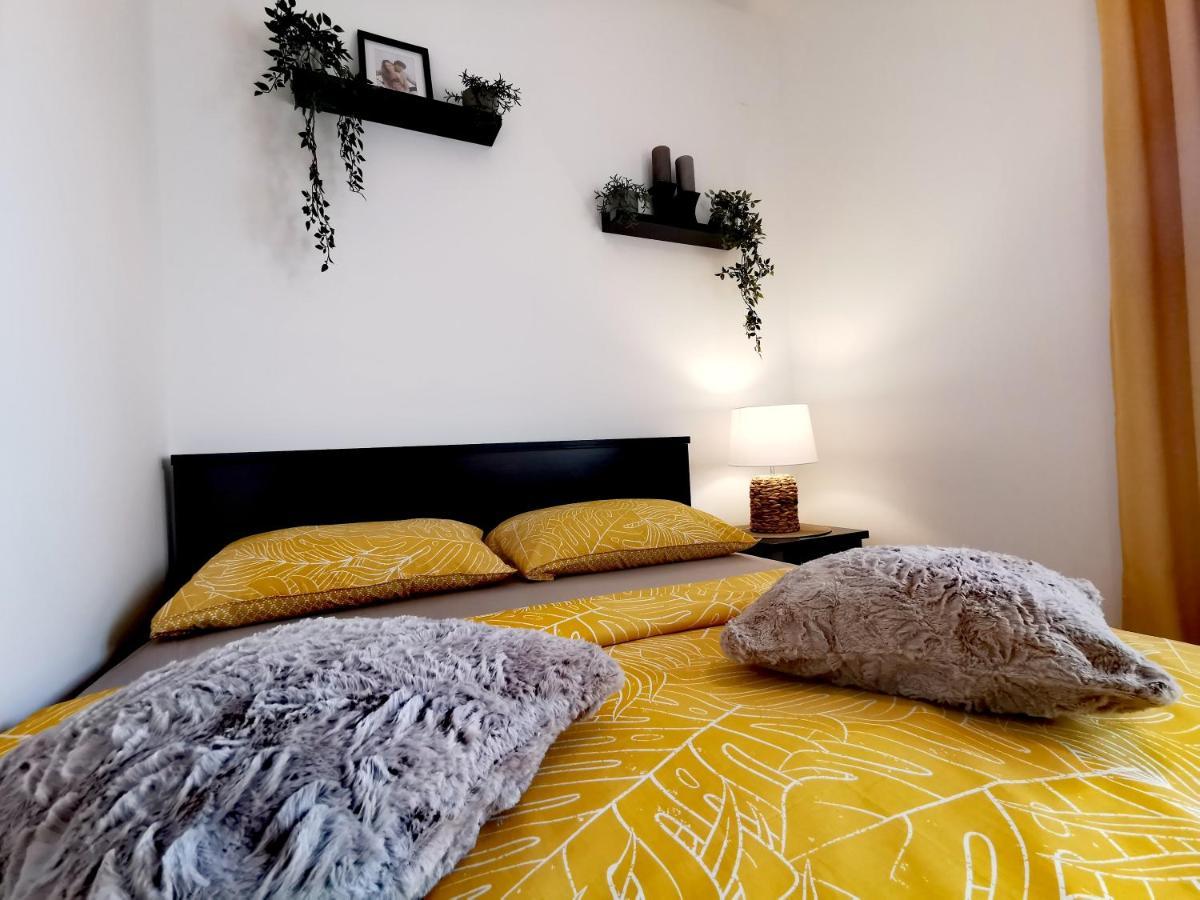 Lino Apartment