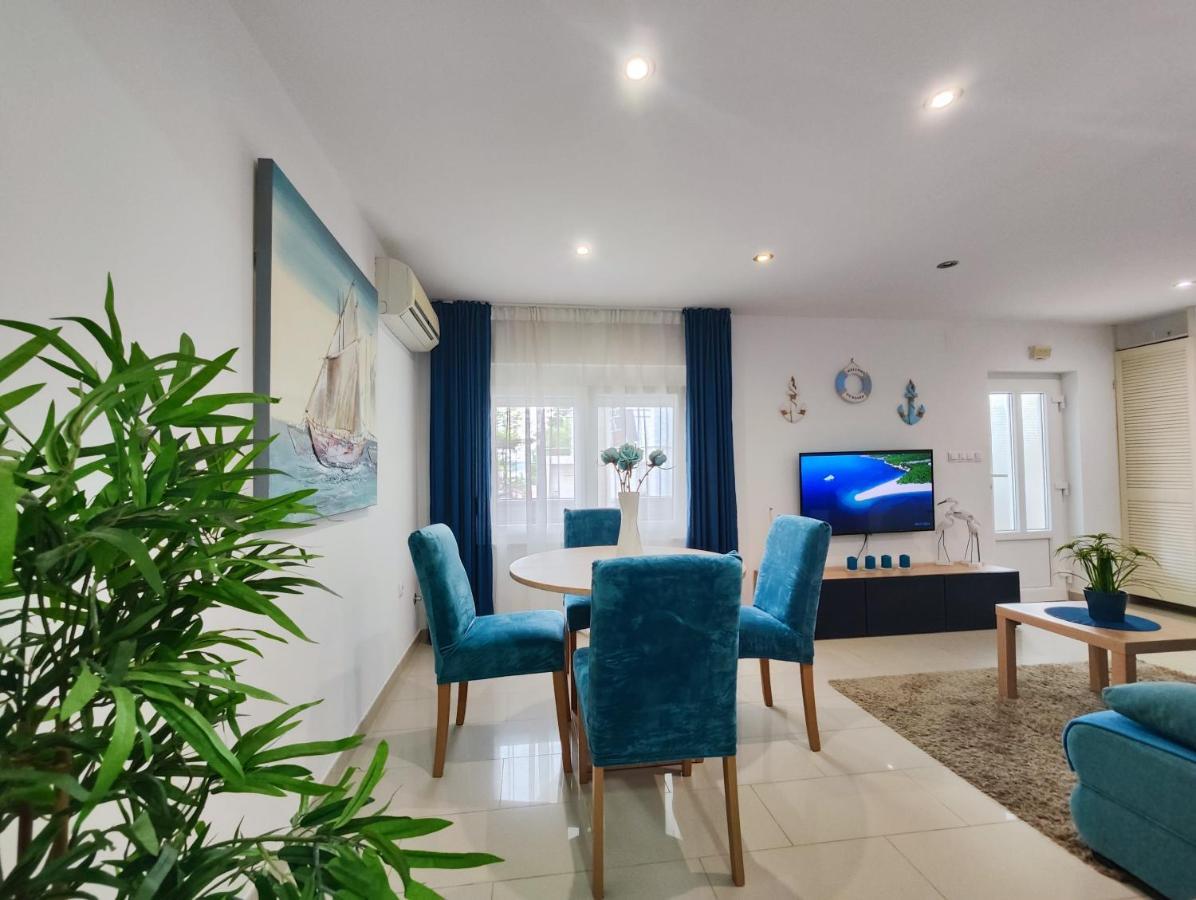 Lino Apartment